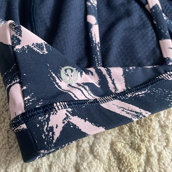 Lululemon Free To Be Serene Bra High Neck Graffiti Pop Antoinette True Navy 6 - Picture 9 of 9